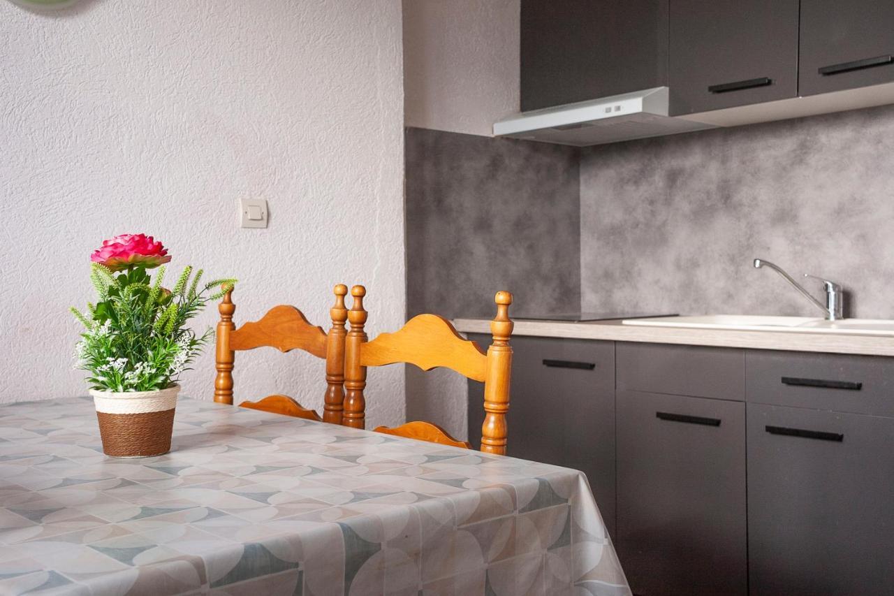 Le Catalan - Hotel Et Appartements Mont-Louis Ngoại thất bức ảnh