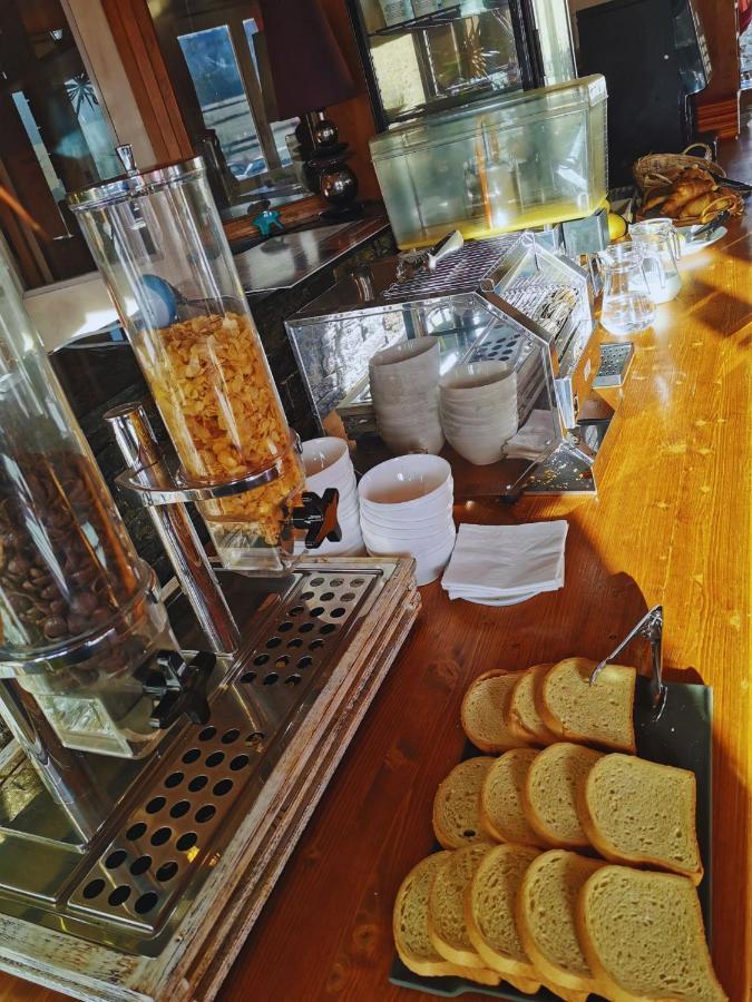 Le Catalan - Hotel Et Appartements Mont-Louis Ngoại thất bức ảnh