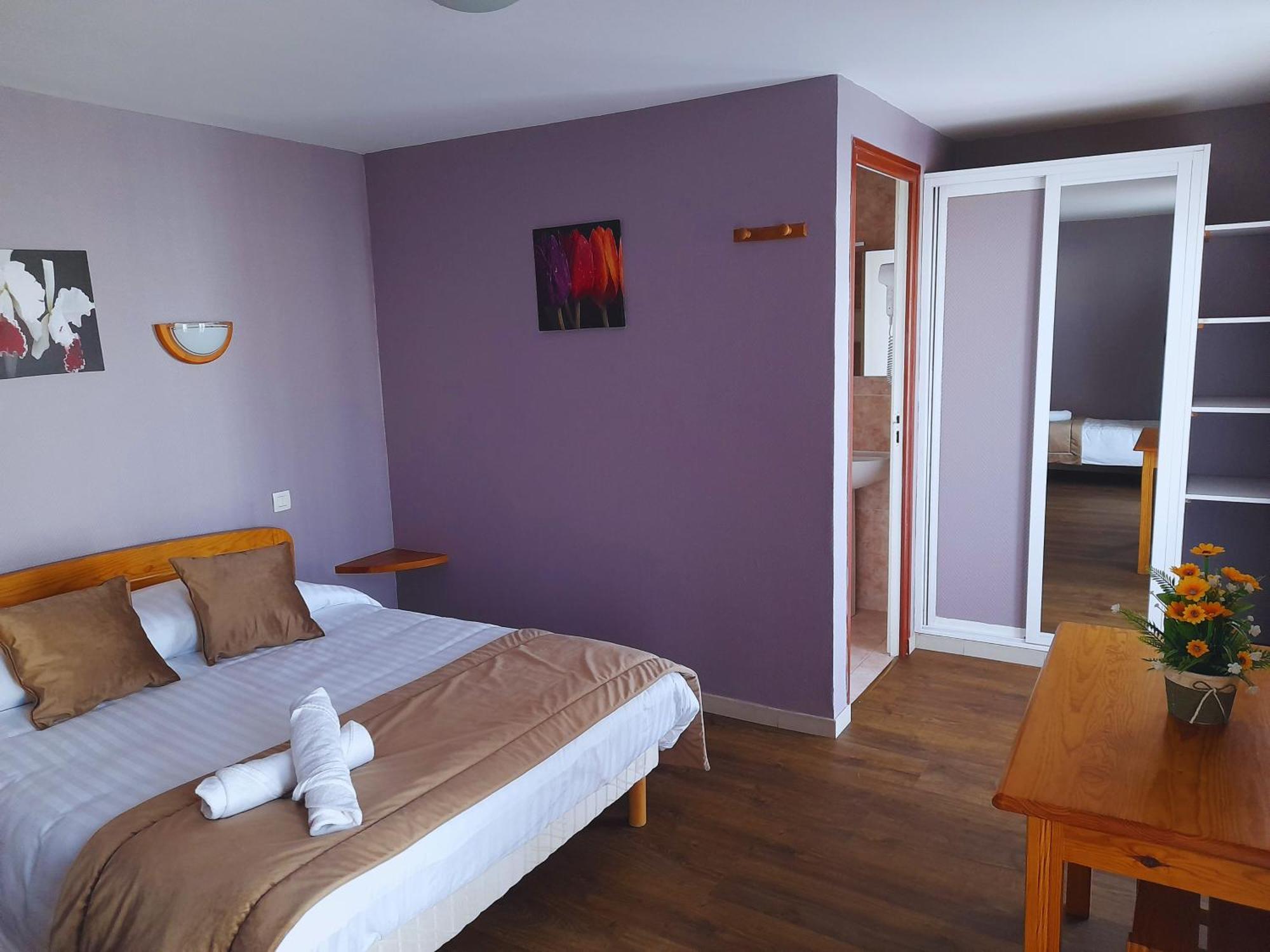 Le Catalan - Hotel Et Appartements Mont-Louis Ngoại thất bức ảnh